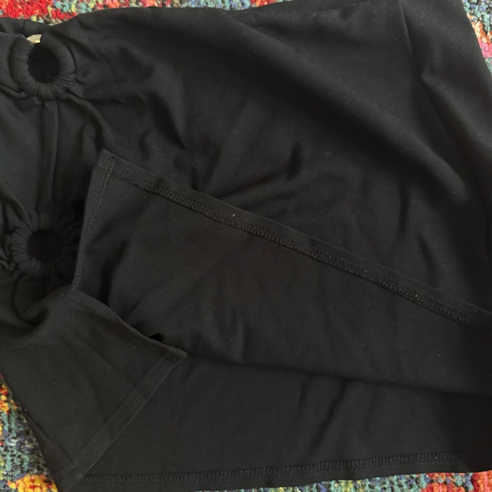 Keyhole Mini Skirt - Picture 5 of 5